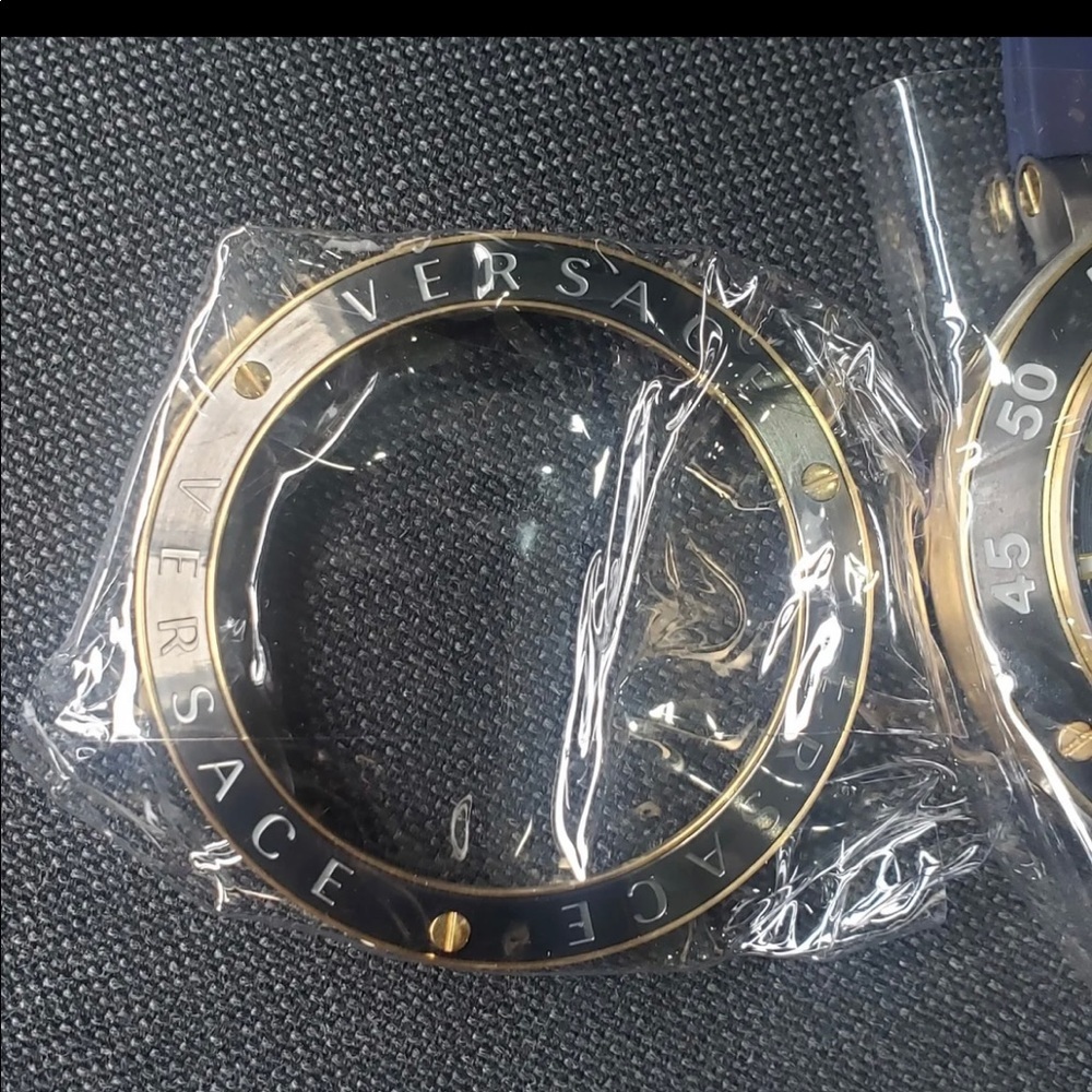 NIB Blue Versace Watch - Picture 6 of 13